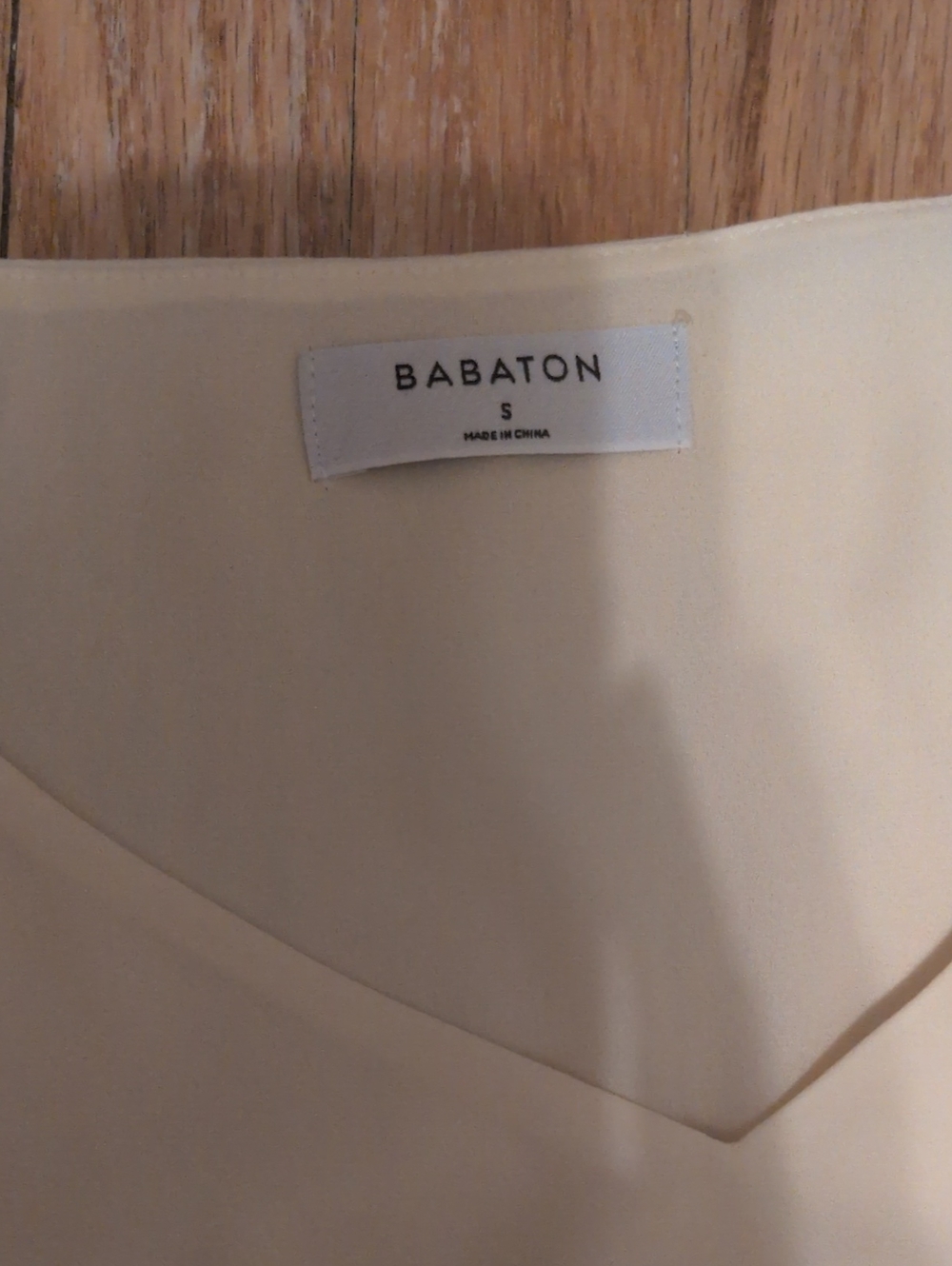 Aritzia Babaton Light yellow V-Neck Murphy Blouse